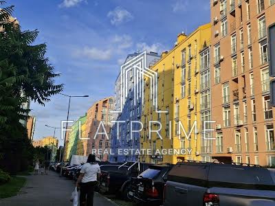 квартира за адресою Регенераторна вул., 4 к11