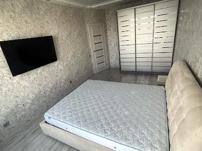 квартира по адресу Драгоманова ул., 10
