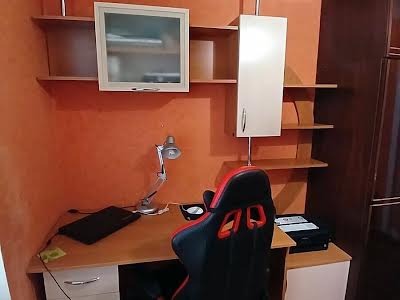 квартира по адресу 10-я Линия ул., 88