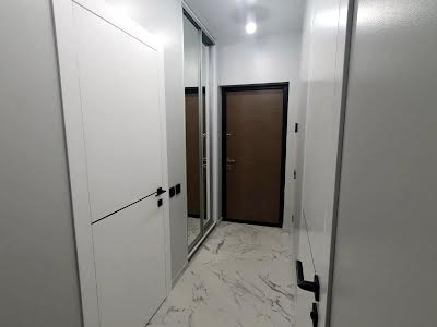 квартира за адресою Київ, Салютна вул., 2