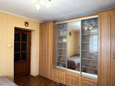 квартира по адресу Братів Зерових ул. (Червонопартизанська), 14-Б