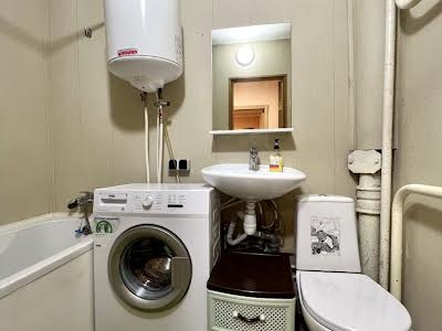 квартира за адресою Миколи Бажана просп., 7-Г