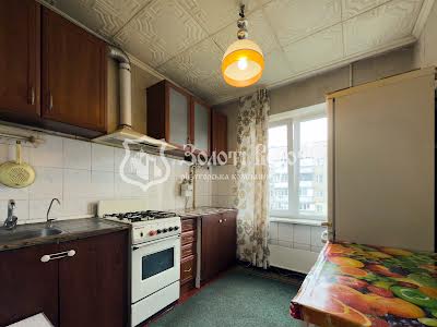 квартира за адресою Симиренка вул., 18а