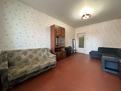 квартира за адресою Каштанова вул., 5