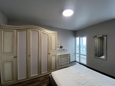 квартира за адресою Петропавлівська вул., 40