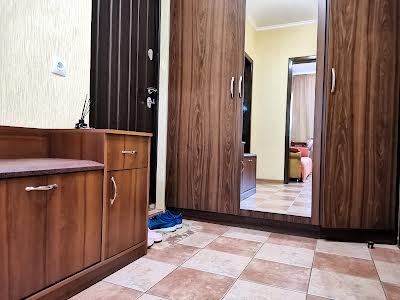 квартира за адресою Лариси Руденко вул., 21