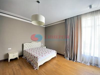 квартира за адресою Кловський узвіз (Кловський), 7А