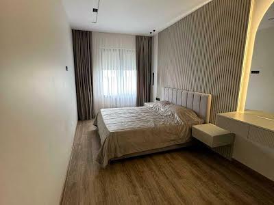 квартира за адресою Клубничный, 24