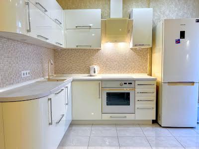 квартира за адресою Ракетна вул., 24