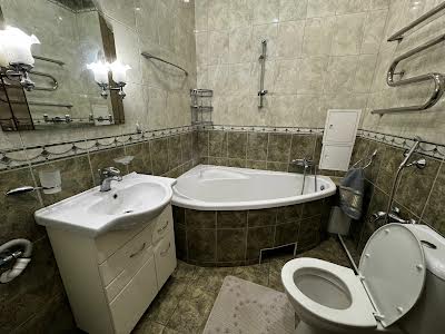 квартира за адресою Стадіонна вул., 13