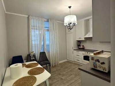 квартира за адресою Світла вул., 3д