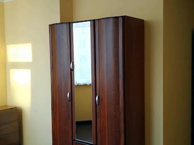 квартира за адресою Феодосійська вул., 1