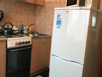 квартира за адресою Космонавтів вул., 3