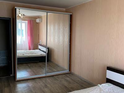 квартира по адресу Героев бульв., 13
