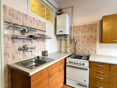 квартира за адресою Остапа Луцького вул., 20