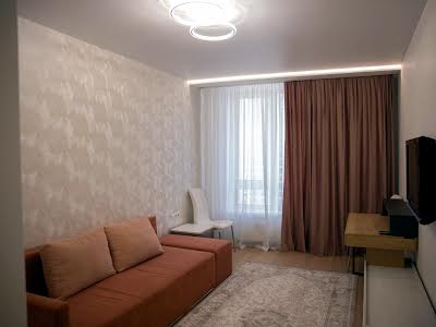 квартира за адресою Зарічна вул., 2к1