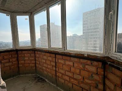 квартира по адресу Евгения Чикаленко ул., 58-а
