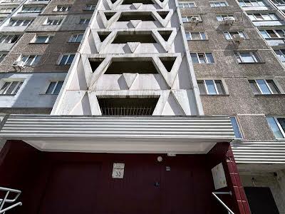 квартира за адресою Академіка Глушкова просп., 33