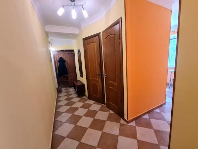 квартира за адресою Михайла Бойчука вул. (Кіквідзе), 18-А