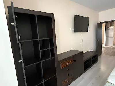квартира по адресу Драгоманова ул., 2