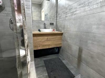 квартира за адресою Максимовича вул, 24б