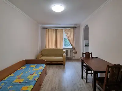 квартира за адресою Академіка Корольова вул., 6-А