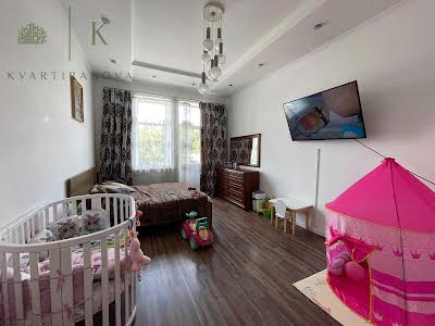 квартира за адресою Бандеры Степана, 80