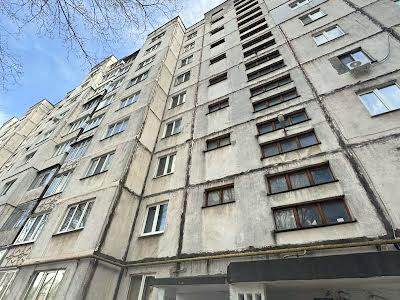 квартира по адресу Степана Бандери, 22/2