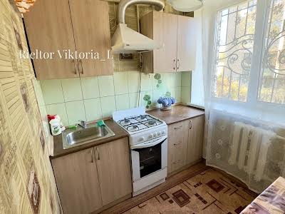 квартира за адресою Космонавтів вул., 3