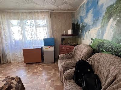 квартира за адресою Ентузіастів, 4