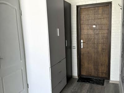 квартира за адресою Шкільна вул., 43/1