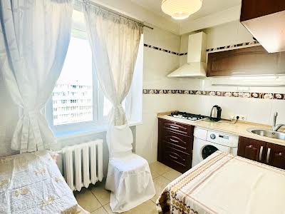 квартира за адресою Київ, Ентузіастів вул., 7