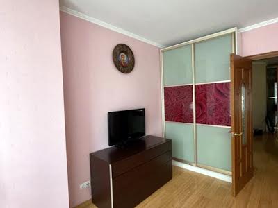 квартира за адресою Дніпровська набережна вул., 26а