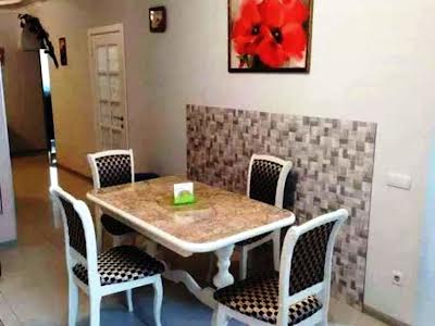 квартира по адресу Анны Ахматовой ул., 30