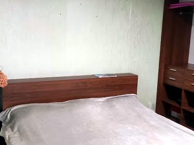 квартира за адресою Богдана Хмельницького вул., 18