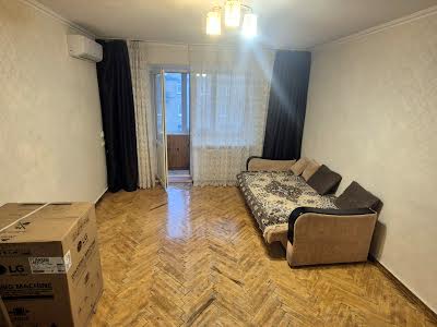 квартира по адресу Леонида Каденюка просп. (Юрия Гагарина), 12/1