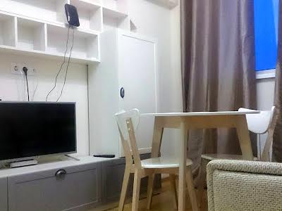 квартира за адресою Машинобудівна вул., 41