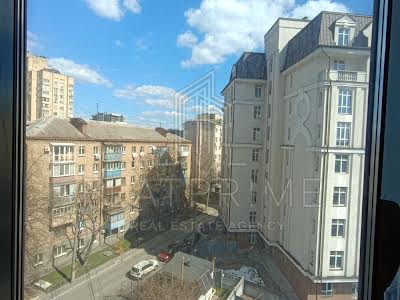 квартира за адресою Звіринецька вул., 70-А