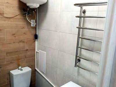 коммерческая по адресу Миська ул. (Врубеля), 42