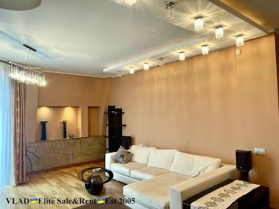 квартира за адресою Лабораторна вул., 8