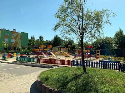 квартира по адресу Сорохтея /  Національної Гвардії, 16Ж