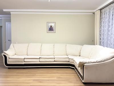 квартира за адресою Симоненка, 41