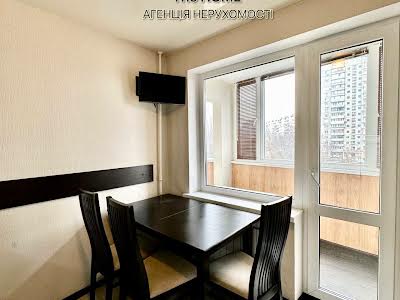 квартира за адресою Деміївська вул., 45 А