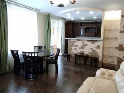 квартира за адресою Степана Руданського вул., 4-6
