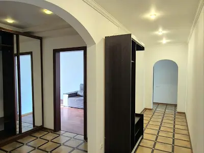 квартира по адресу Урловская ул., 19