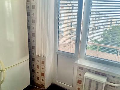 квартира за адресою Амвросія Бучми бульв., 3