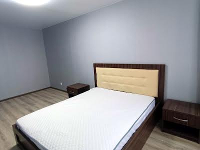 квартира по адресу Оксамытовая ул., 20г