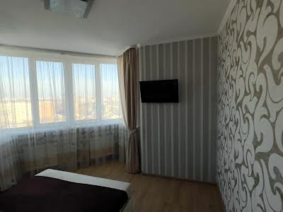 квартира за адресою Михайла Максимовича вул. (Онуфрія Трутенка), 3г