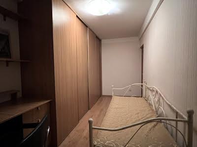 квартира за адресою Празька вул., 3