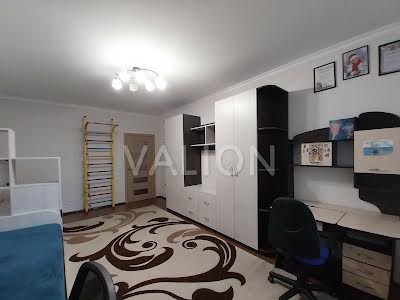 квартира за адресою Боголюбова вул., 23